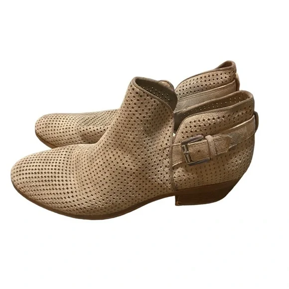 SAM Edelman Tan ankle boots with buckle on side strap around backing 2-inch heel - Picture 5 of 5